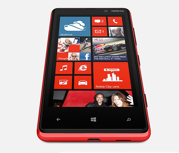 Nokia-Lumia-820-hero-1_shady@dh.jpg