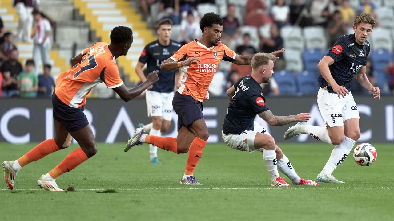 basaksehir-2388744.jpg