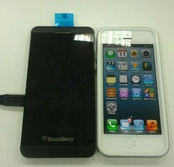 BB10vsiPhone.jpg