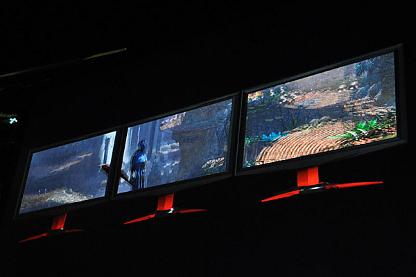 nvidia_3dvisionsurround_1_dh_fx57.jpg