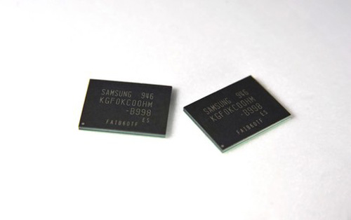 samsung64gbmovinand_dh_fx57.jpg