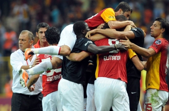 galatasaray_sevinc-1325922168.jpg