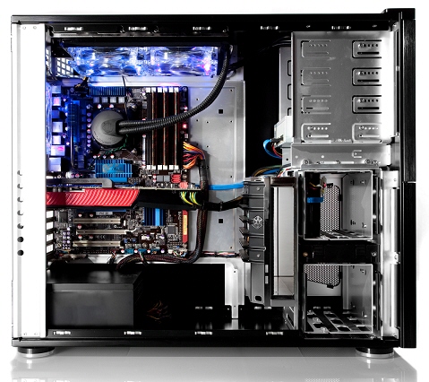 Maingear_F1X_02_dh_fx57.jpg